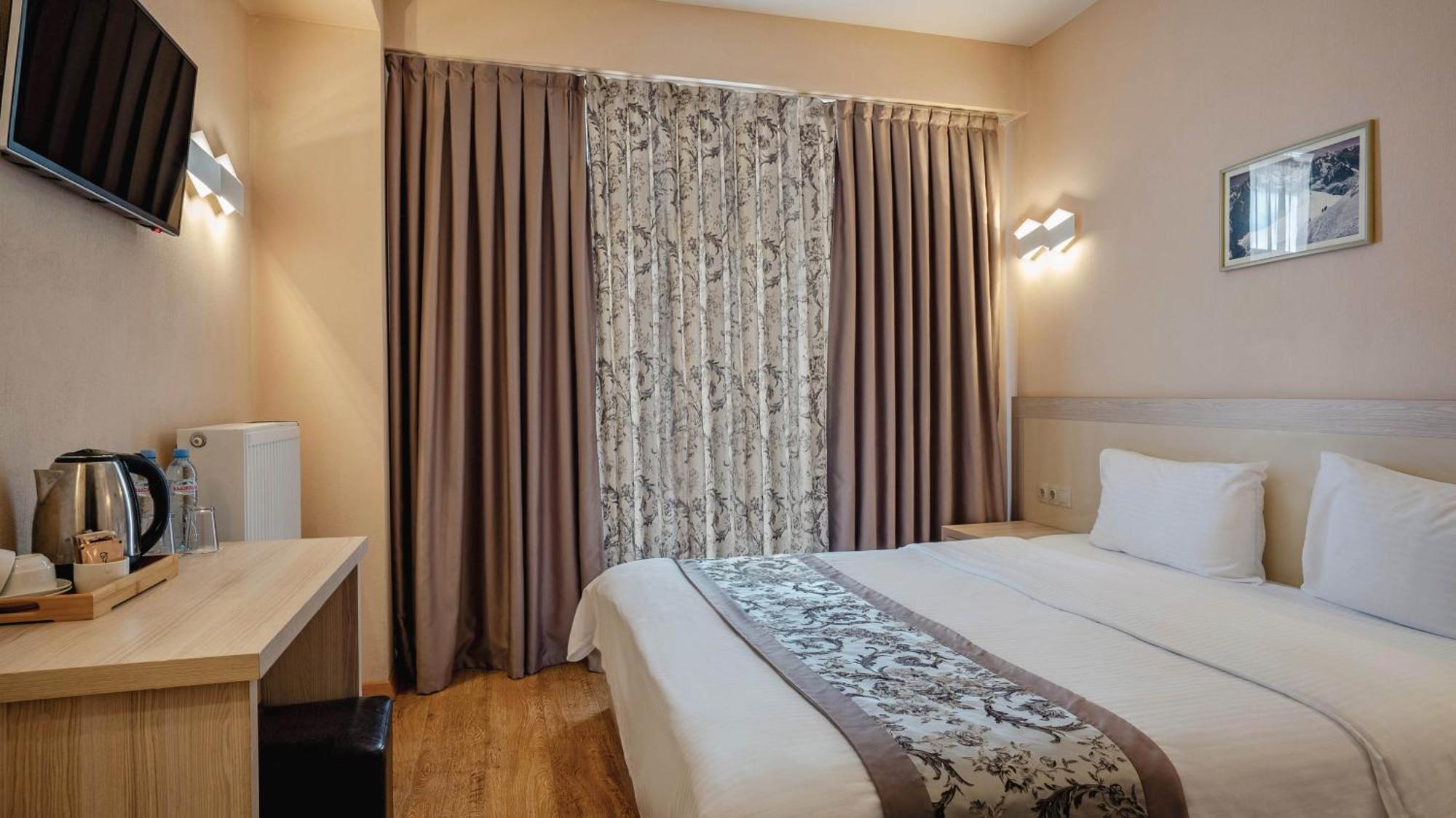Gudauri Inn Zimmer foto